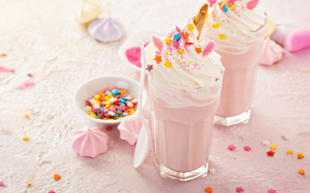 Rosa Ein­horn-Vanil­le-Milch­shake
