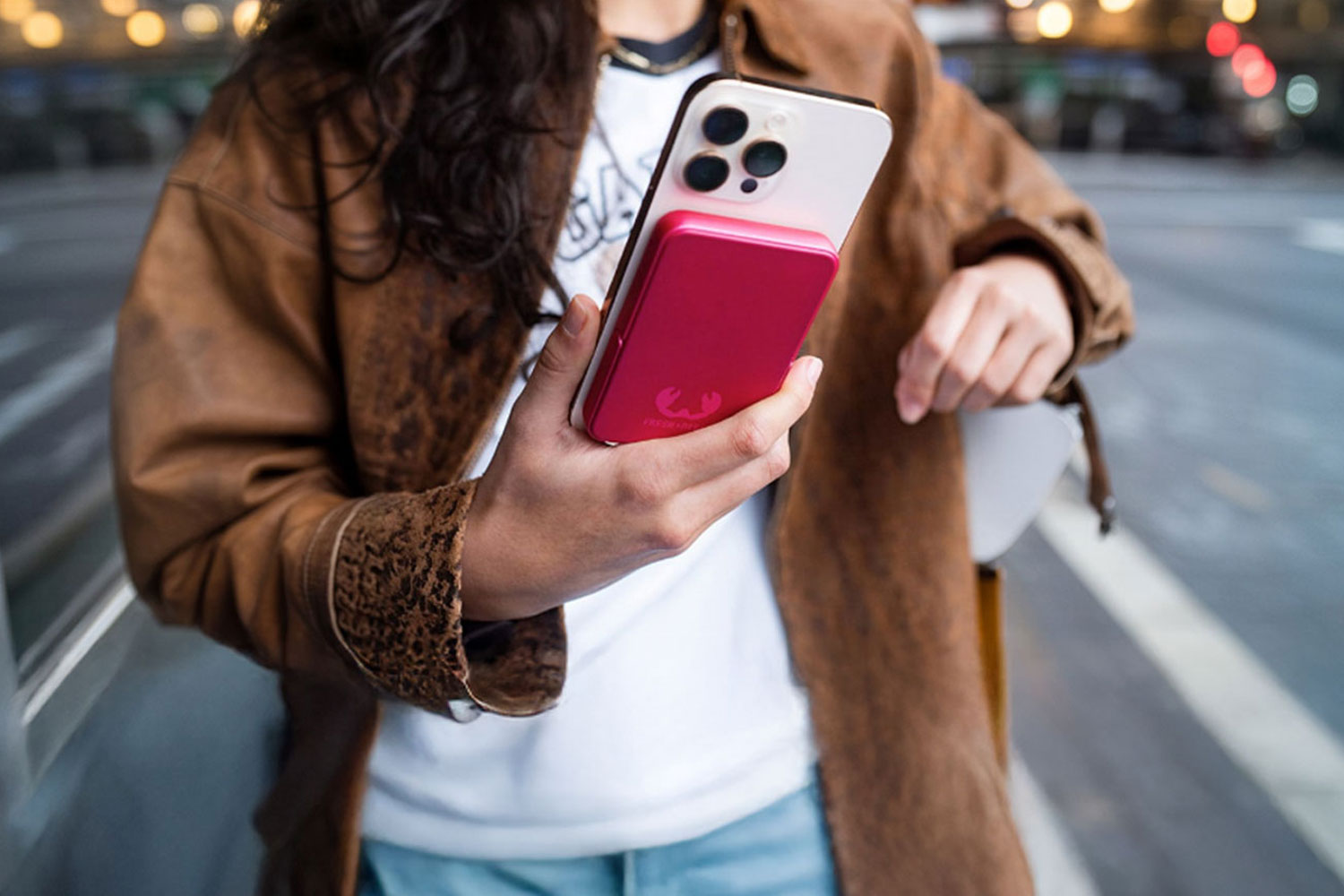 Fresh n Rebel Powerbank mit MagSafe im Test im expert TeVi Markt