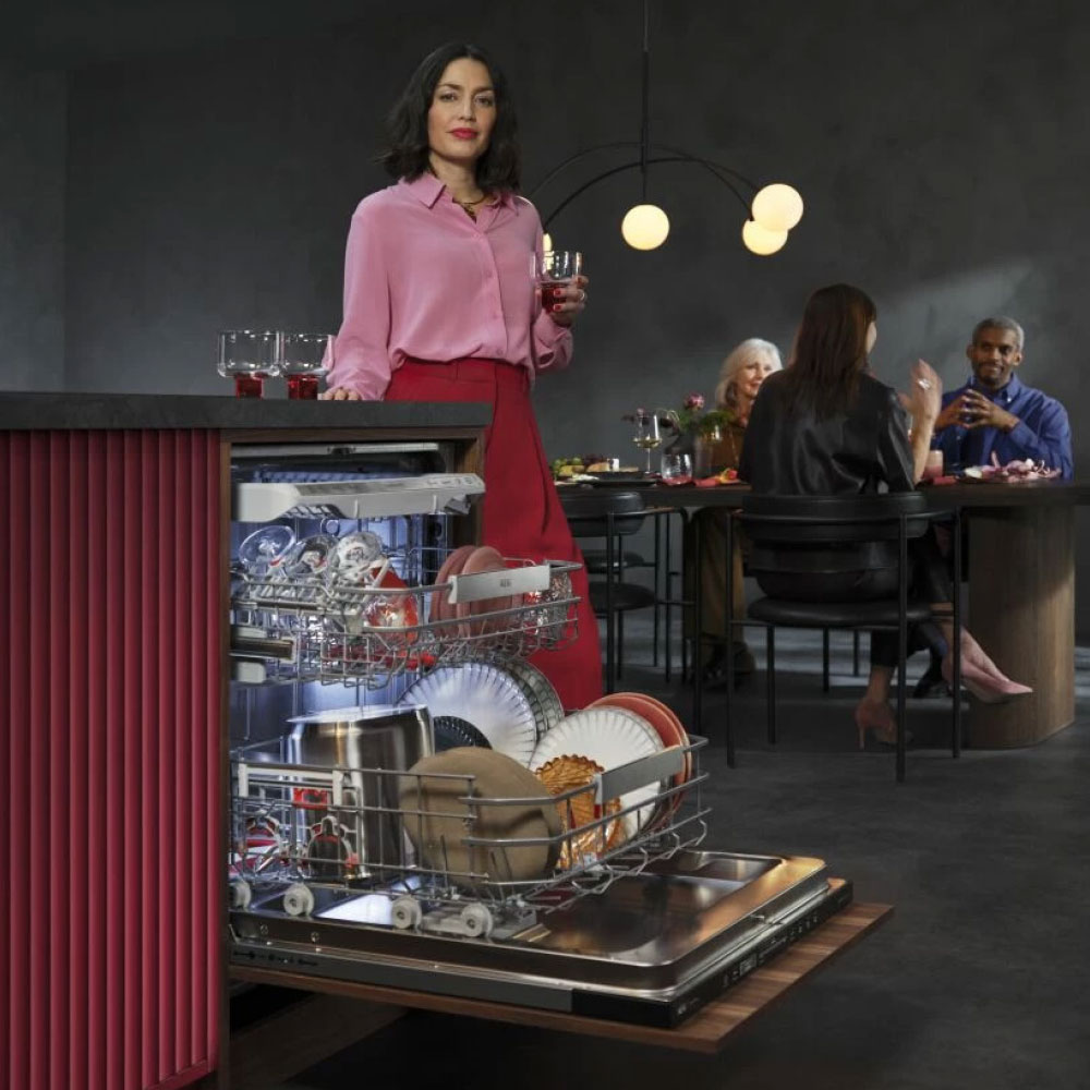 AEG_leisester_Geschirrspueler_IFA_2025_1000x1000 AEG bei der IFA 2025 mit ihrem leisesten Geschirrspüler auf dem Markt FAVORIT © AEG